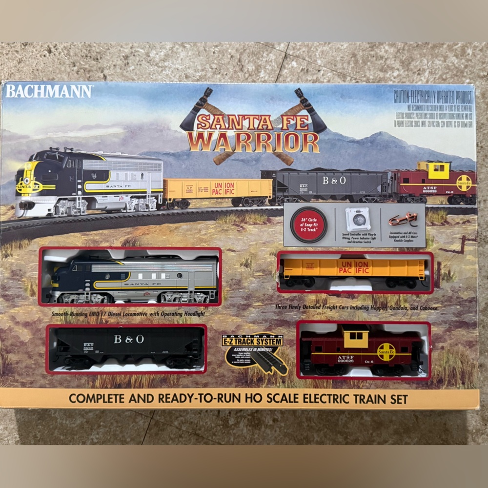 Vintage Bachmann Santa Fe Warrior Train Set
